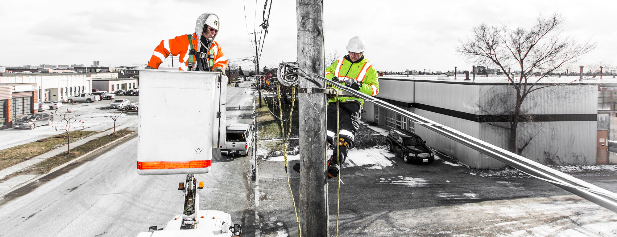 trinity communication services aerial infrastructure bucket truck strand lashing climbing